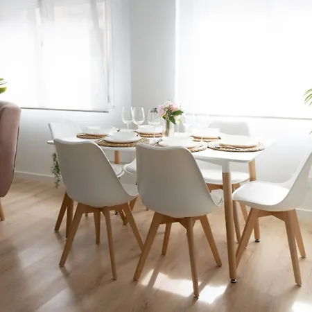 Lujoso Apartamento Entre 2 Playas Con Garaje, Wifi Gijon Exterior photo