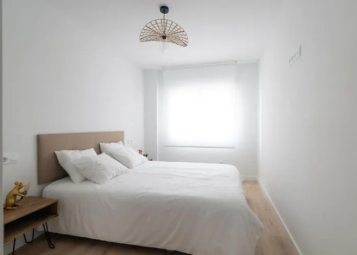 Lujoso Apartamento Entre 2 Playas Con Garaje, Wifi