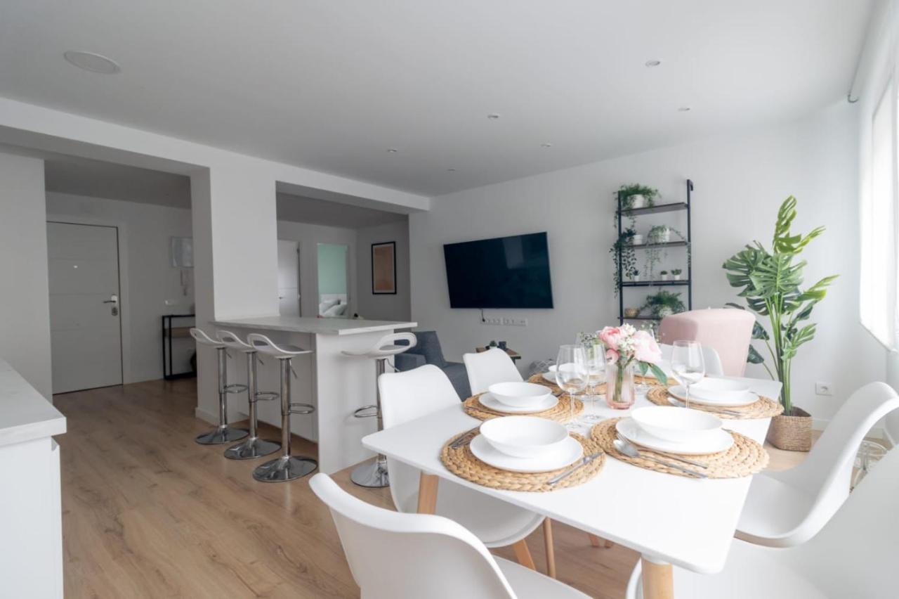 Lujoso Entre 2 Playas Con Garaje, Wifi Apartment *